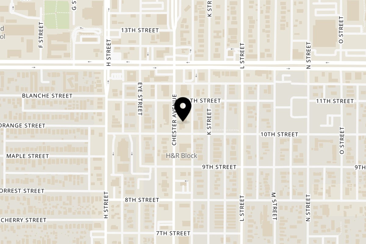 Map showing the location of Liliana's Pizzeria on 1010 Chester Ave in Bakersfield